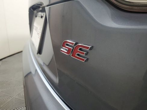 Used 2025 Toyota Corolla SE image 7