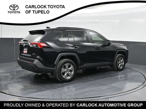 Used 2025 Toyota RAV4 XLE w/ Convenience Package FWD image 3