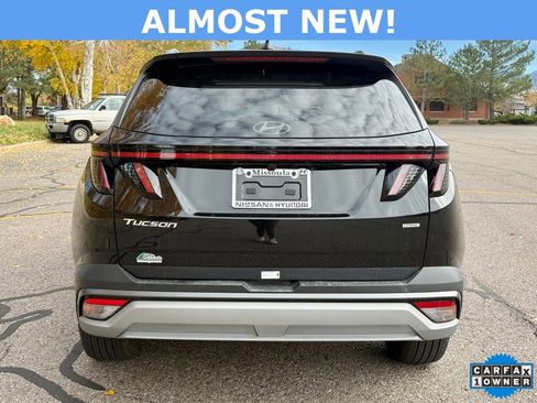 Certified 2025 Hyundai Tucson SEL image 9