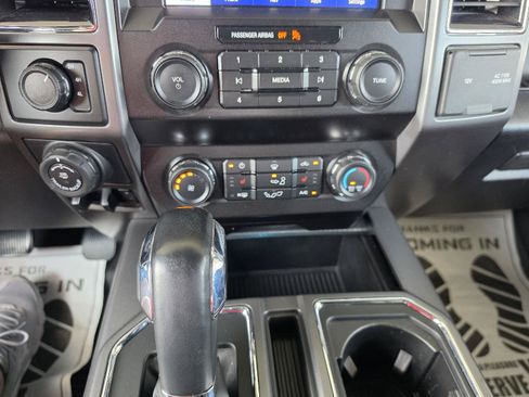 Used 2020 Ford F150 XLT w/ Equipment Group 302A Luxury AWD/4WD image 26