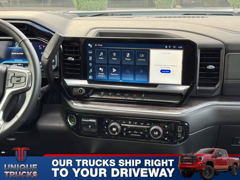 Used 2024 Chevrolet Silverado 3500 LTZ w/ LTZ Plus Package image 35