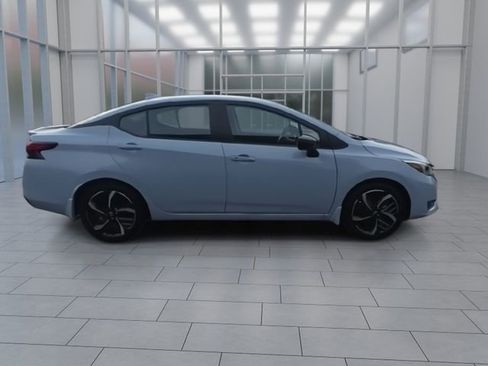 New 2025 Nissan Versa SR w/ Trunk Package image 9