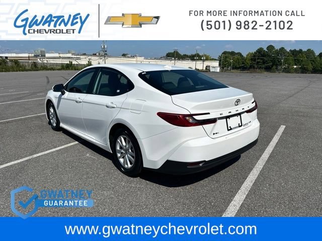 Used 2025 Toyota Camry LE FWD image 7