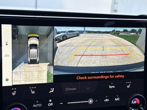 New 2026 Toyota C-HR AWD/4WD image 23