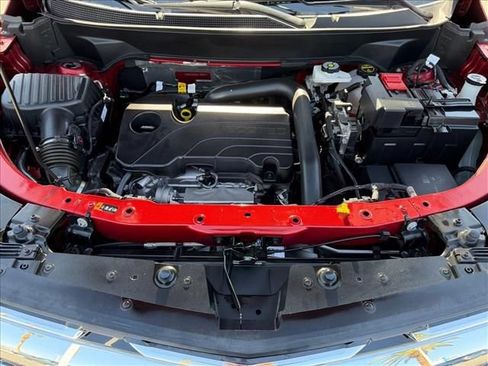 Used 2025 Chevrolet Equinox LT FWD image 24