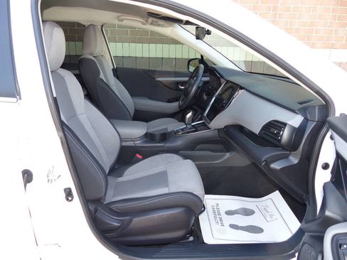 Used 2024 Subaru Outback Premium AWD/4WD image 40