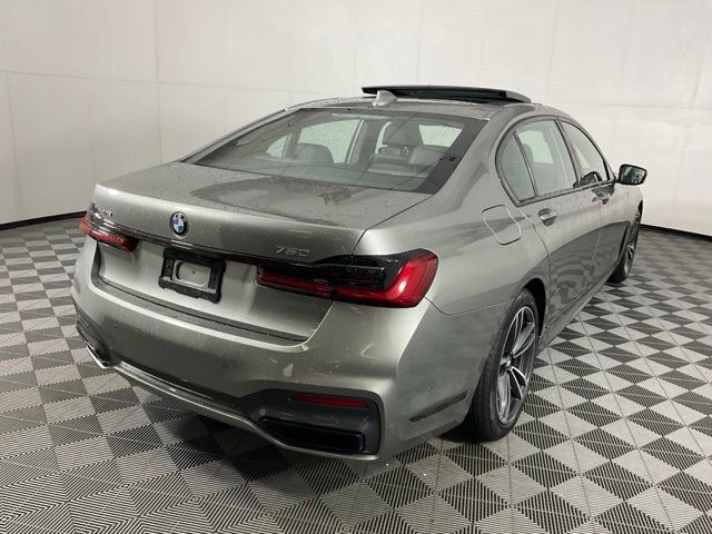 Used 2022 BMW 750i xDrive w/ Executive Package AWD/4WD image 6