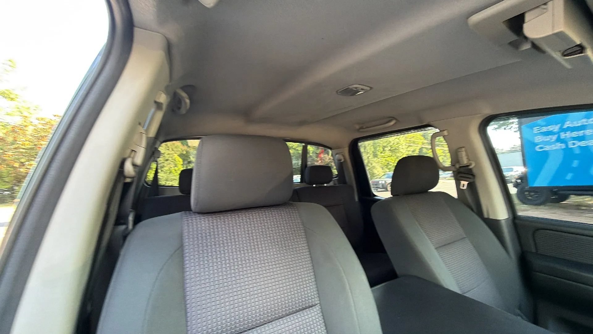 Used 2009 Nissan Titan SE RWD image 21