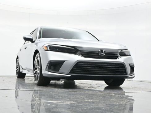 Used 2023 Honda Civic Touring image 46