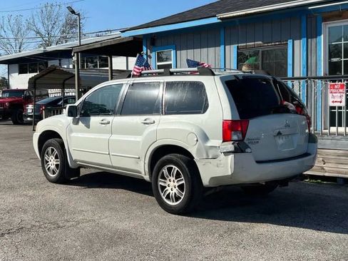 Used 2004 Mitsubishi Endeavor Limited image 8
