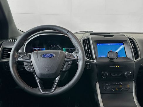 Used 2020 Ford Edge ST-Line FWD image 18