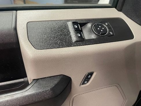 Used 2020 Ford F250 XL w/ Power Equipment Group image 8