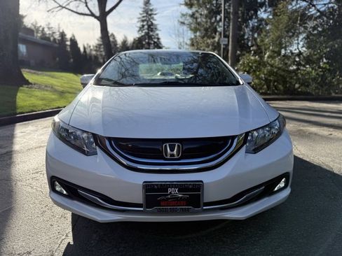 Used 2015 Honda Civic Hybrid image 2