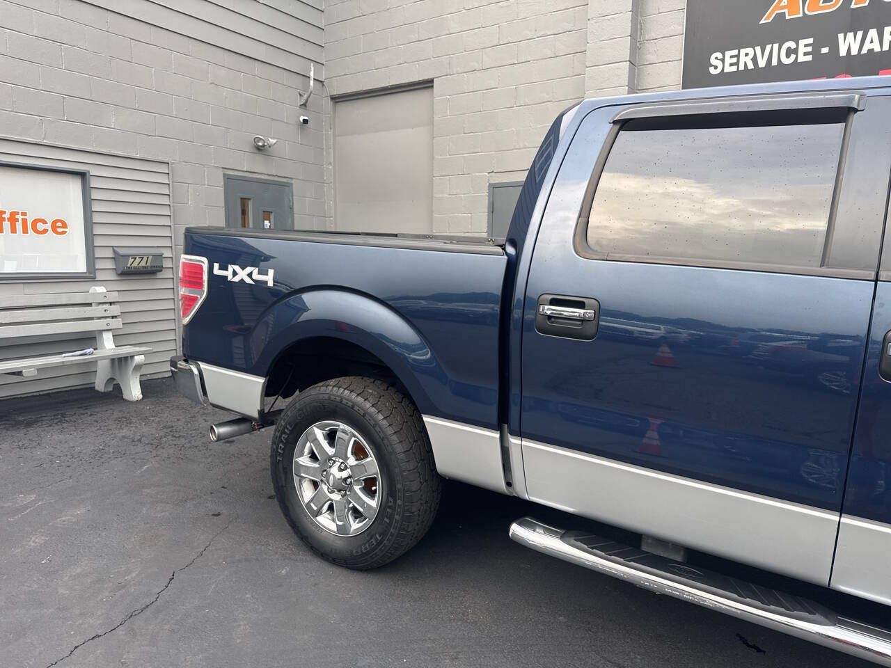 Used 2013 Ford F150 XLT w/ Luxury Equipment Group AWD/4WD image 9