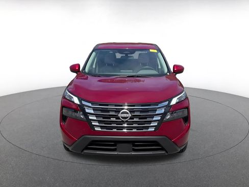 Used 2025 Nissan Rogue SV FWD image 3