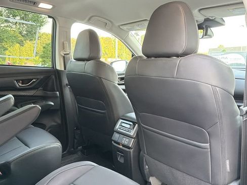 Used 2026 Subaru Ascent Premium AWD/4WD image 19