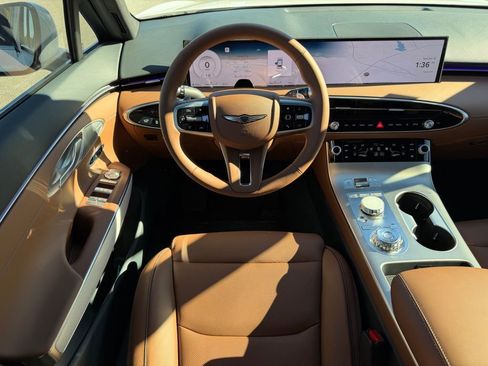 New 2026 Genesis GV70 2.5T Advanced image 11