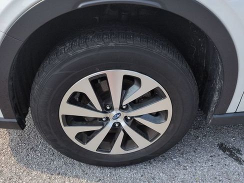 Used 2021 Subaru Outback Premium AWD/4WD image 10