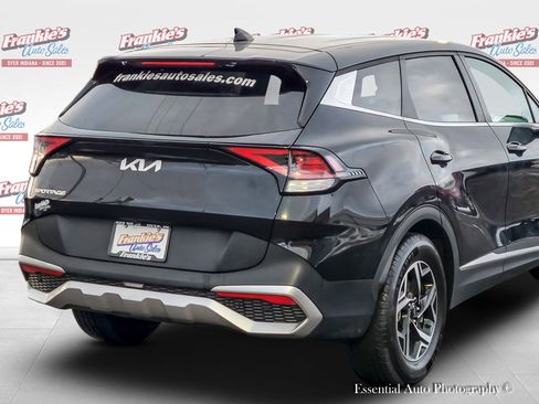 Used 2024 Kia Sportage LX image 5