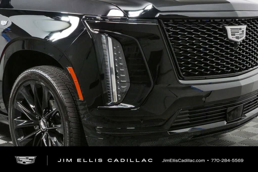 Certified 2026 Cadillac Escalade Platinum Sport w/ LPO, ONYX Package AWD/4WD image 39