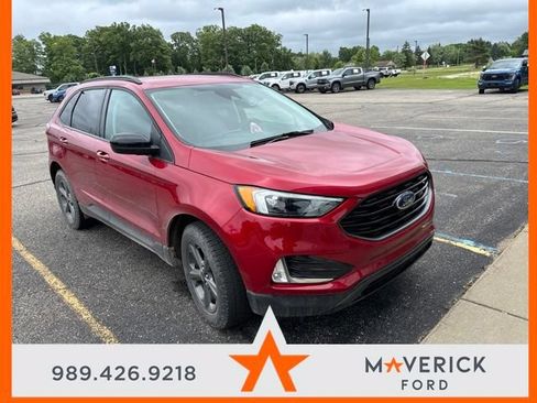 Used 2024 Ford Edge SEL w/ Sport Appearance Package AWD/4WD image 2