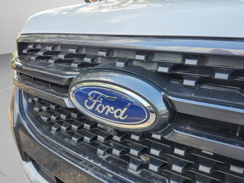 New 2025 Ford Ranger Lariat w/ FX4 Off-Road Package image 29