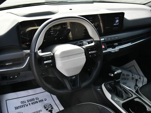 Used 2025 Kia K4 GT-Line w/ GT-Line Sunroof Package image 16