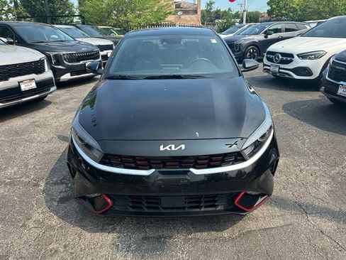 Used 2023 Kia Forte GT-Line w/ GT-Line Premium Package FWD image 2