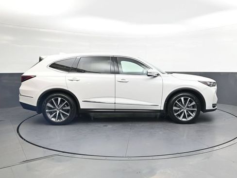 Used 2025 Acura MDX FWD w/ Technology Package image 3
