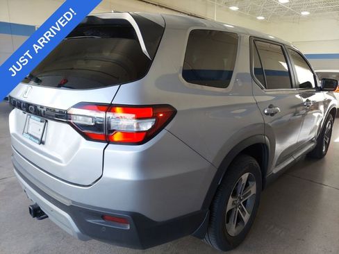 Certified 2023 Honda Pilot EX-L image 3