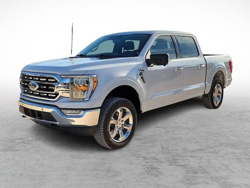 Used 2022 Ford F150 XLT w/ Equipment Group 302A High AWD/4WD image 5
