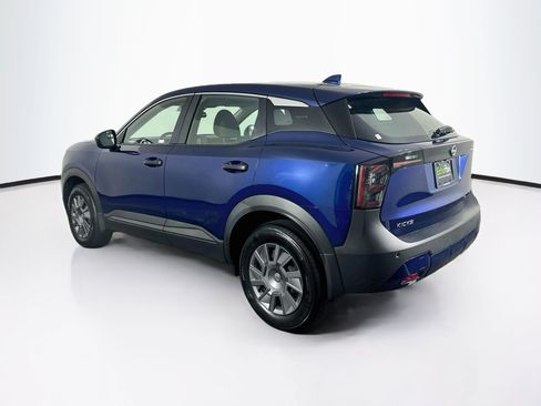 Used 2025 Nissan Kicks S FWD image 5