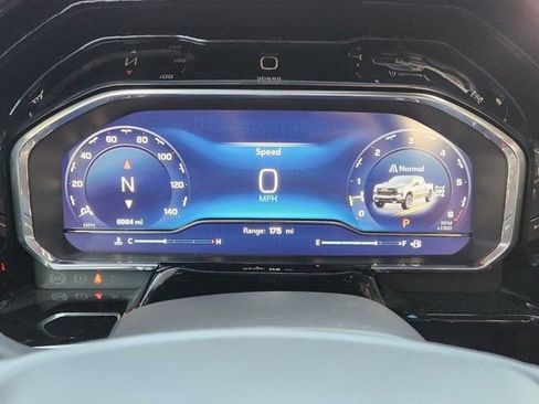 Used 2024 Chevrolet Silverado 1500 LT Trail Boss w/ Convenience Package II image 7