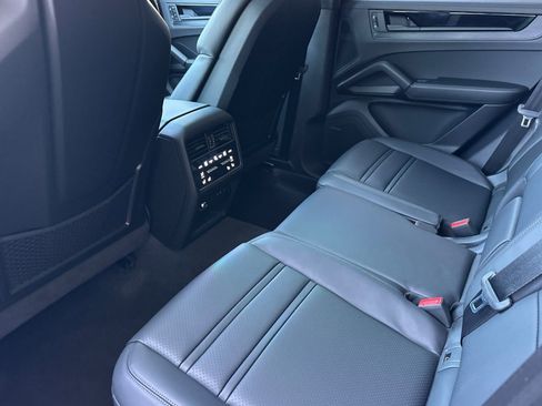 Certified 2025 Porsche Cayenne GTS AWD/4WD image 13