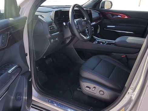 New 2026 Chevrolet Traverse Z71 image 18