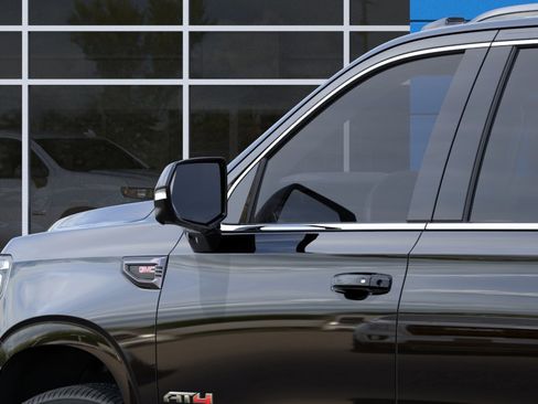 New 2026 GMC Yukon XL AT4 Ultimate AWD/4WD image 13