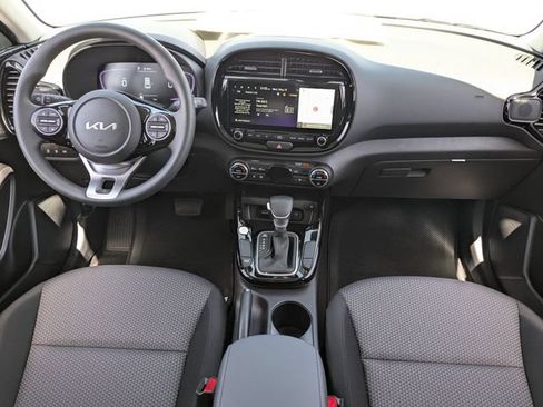 Certified 2025 Kia Soul S FWD image 15