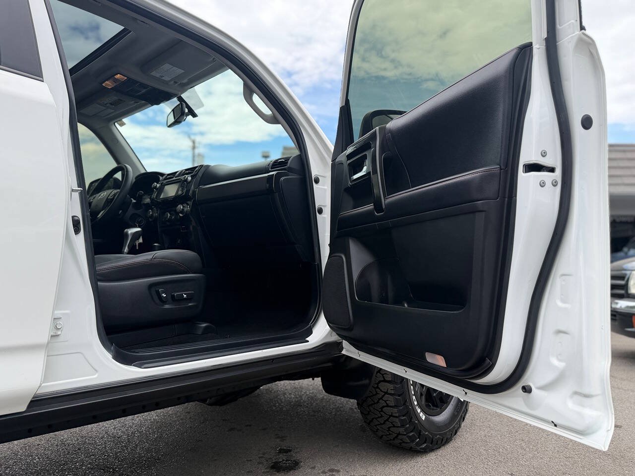 Used 2019 Toyota 4Runner TRD Pro AWD/4WD image 81