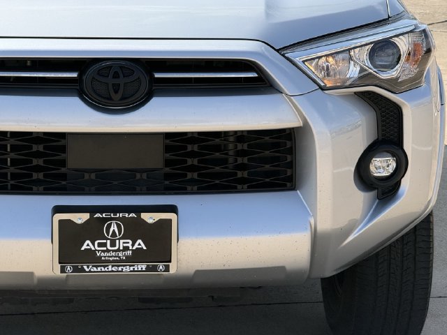 Used 2022 Toyota 4Runner SR5 RWD image 8