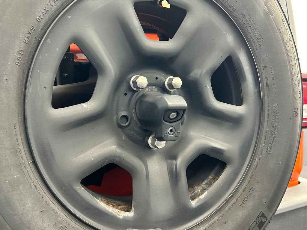Used 2018 Jeep Wrangler Unlimited Sport AWD/4WD image 18