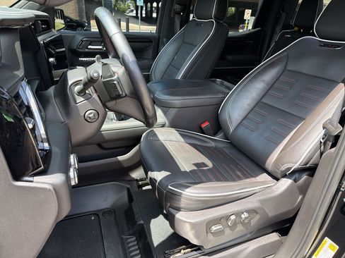 Used 2023 GMC Sierra 1500 AT4X AWD/4WD image 5