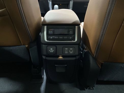 New 2026 Subaru Ascent Touring image 21