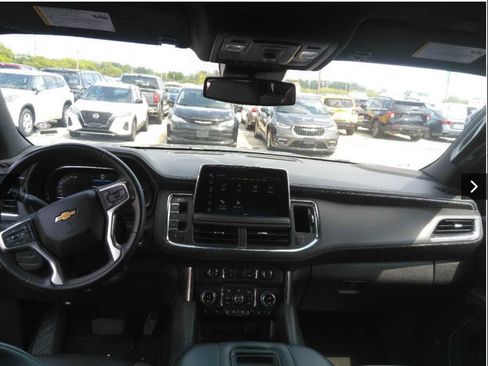 Used 2024 Chevrolet Suburban LT AWD/4WD image 5