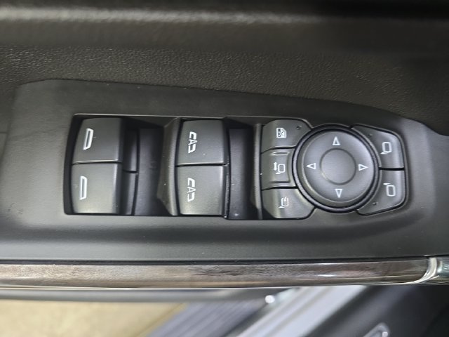 Used 2022 Chevrolet Silverado 2500 LTZ w/ Safety Package AWD/4WD image 28