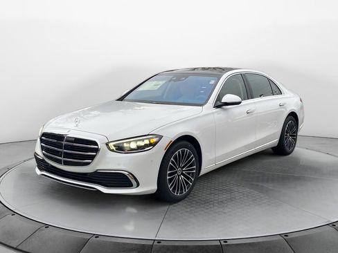 New 2026 Mercedes-Benz S 580 4MATIC Sedan image 3