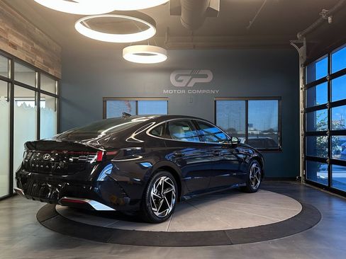 Used 2024 Hyundai Sonata SEL w/ Convenience Package image 3