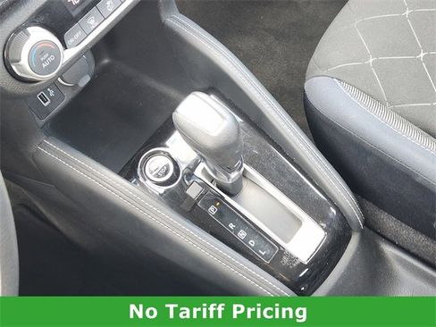 Used 2018 Nissan Kicks SV image 21