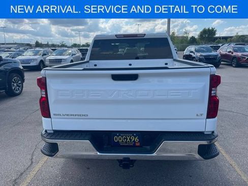 Used 2024 Chevrolet Silverado 1500 LT AWD/4WD image 4