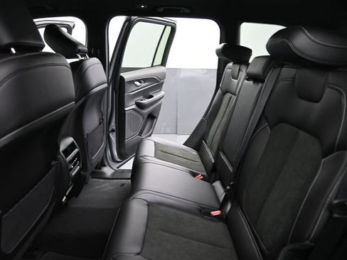 New 2025 Jeep Grand Cherokee Laredo image 14