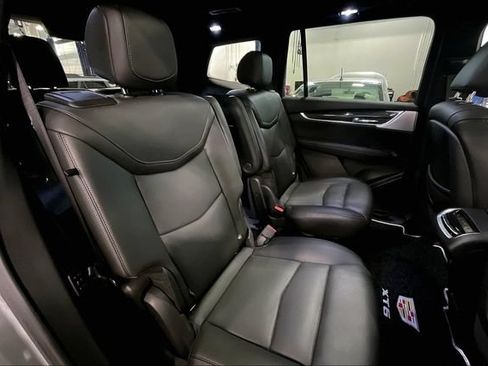 Used 2023 Cadillac XT6 Sport AWD/4WD image 27